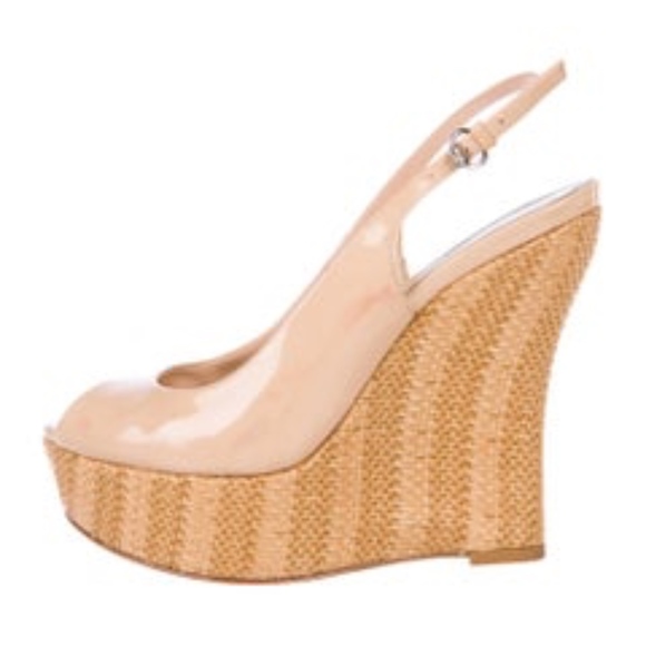 Gucci Vitello Vernice Soft Sable wedge sandal - Picture 3 of 8